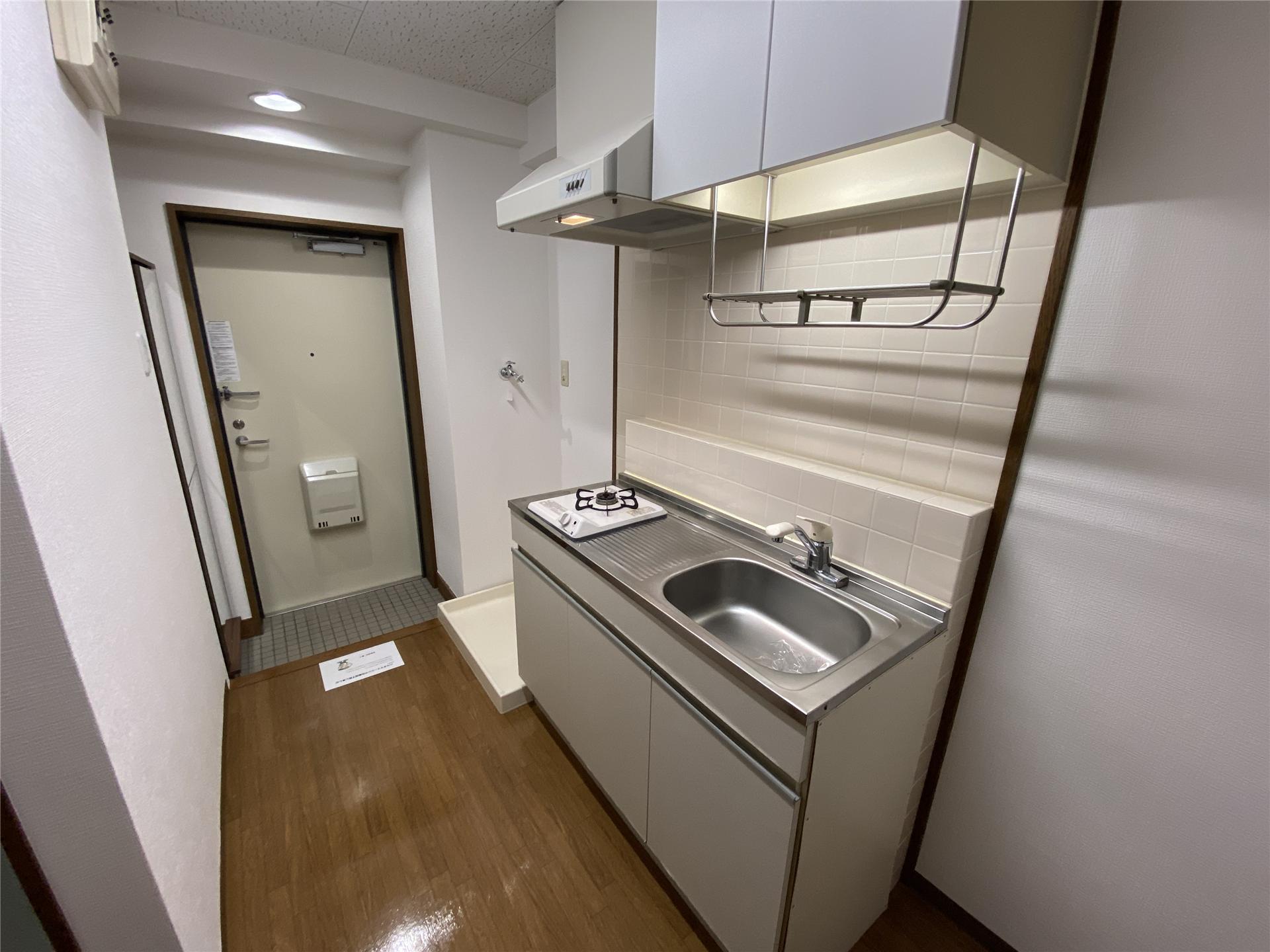 キッチン　シングルレバー付きのキッチンです(別部屋参考写真)