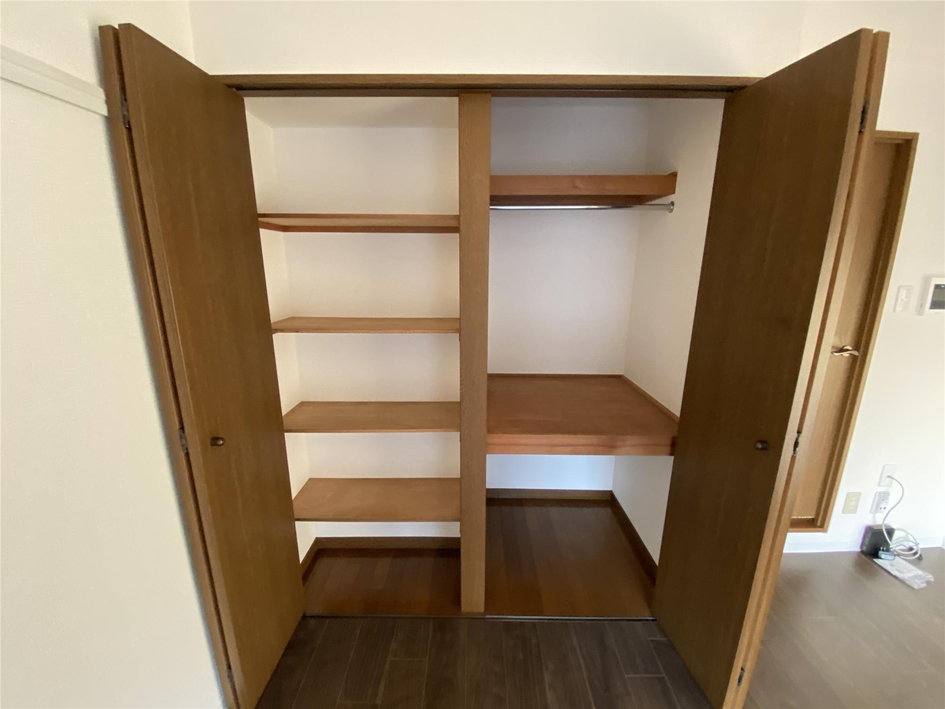 収納　使い分けができる収納です(別部屋参考写真)