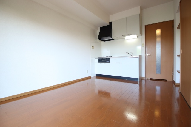 居室・リビング　※別室の参考写真の為、現況優先です。