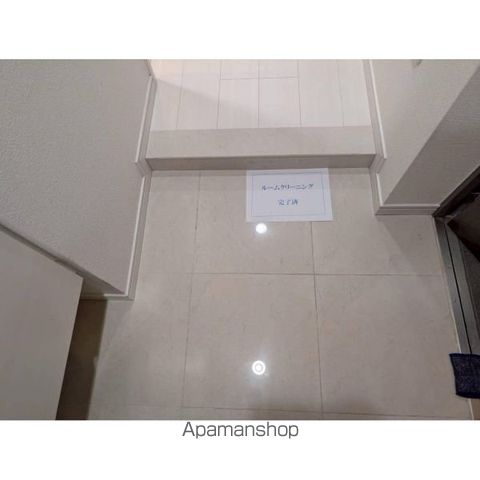 フェローネ入谷の玄関写真