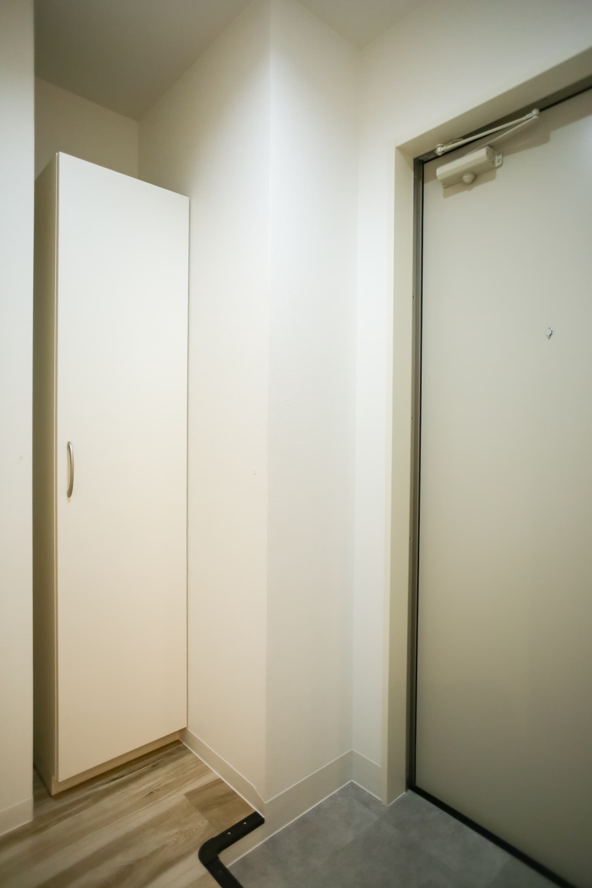 洗面設備　気持ちよく過ごせる水回り空間です。 写真は類似です。