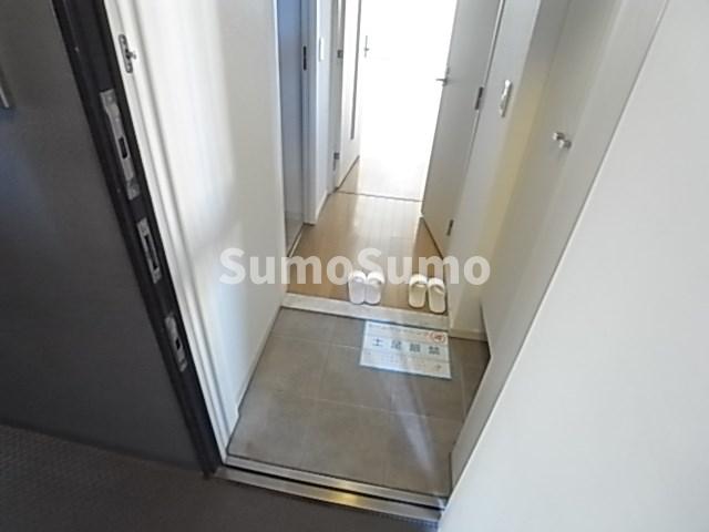 玄関　収納もある玄関です
