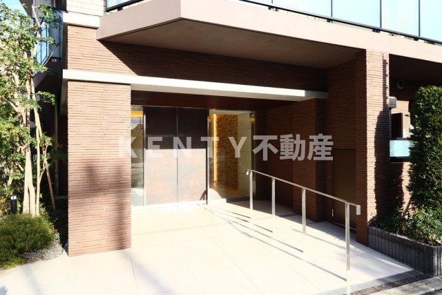 エントランス　毎日通るエントランスはこのようになっています