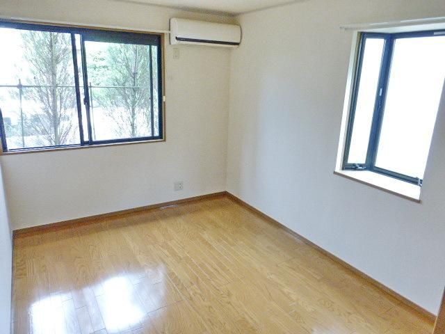 その他部屋・スペース　★２面採光明るいお部屋です★