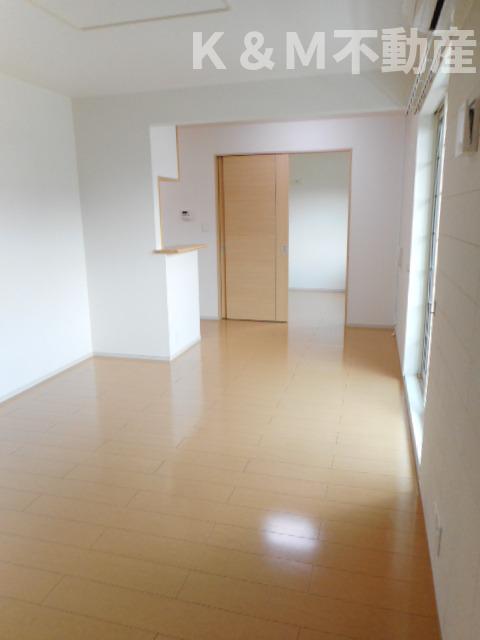 その他部屋・スペース　落ち着いて過ごせるお部屋なので、寝室にいかがでしょうか