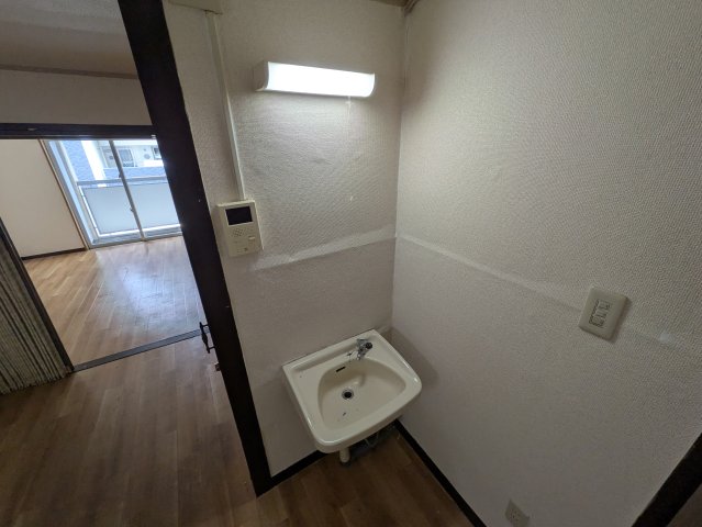 洗面設備　万長ビル