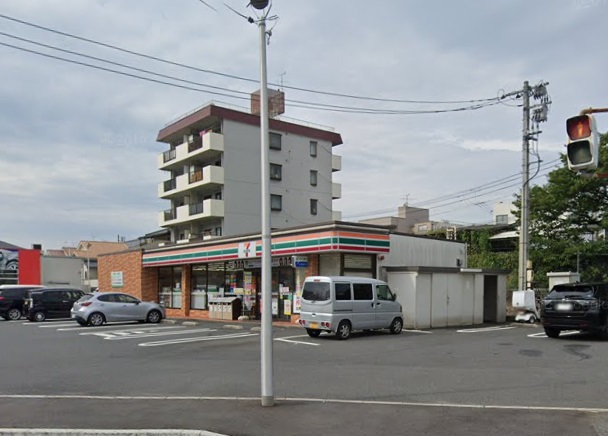 コンビニ　セブン－イレブン広島青崎店（コンビニ）まで680m