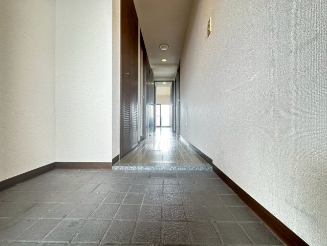 玄関　詳細は、RISUMO江坂本店→06-6155-7137まで♪