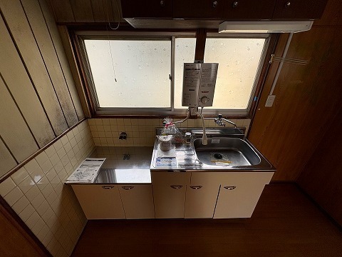 キッチン　※別号室の写真です