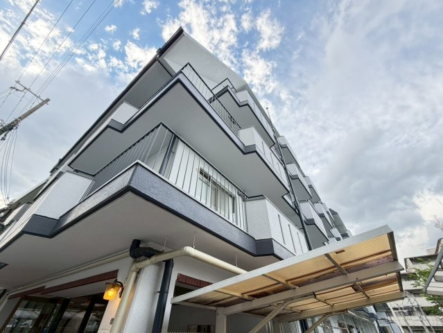 建物外観　詳細は、RISUMO江坂本店までお問合せください♪