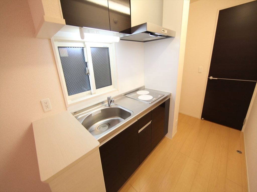 キッチン　システムキッチン（ＩＨ2口コンロ付）