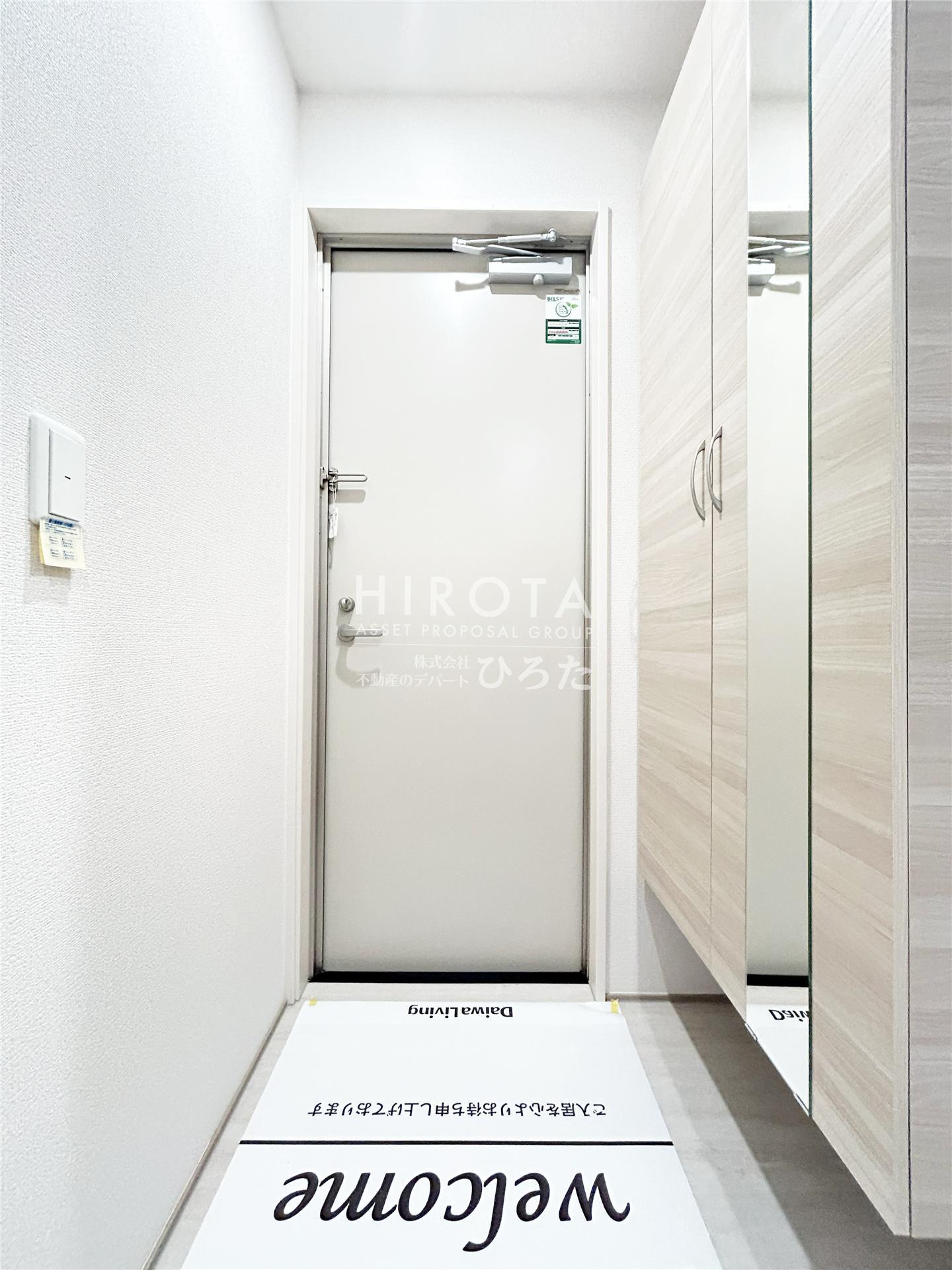 Nest Piece 原町の玄関写真