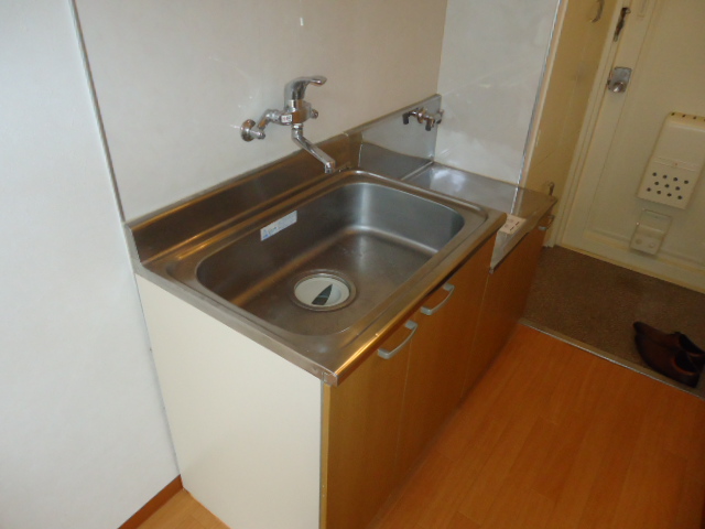 キッチン　別部屋参考用写真