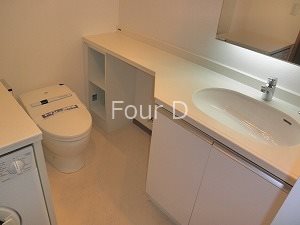 トイレ　《見学予約受付中》設備充実ハイグレードマンション