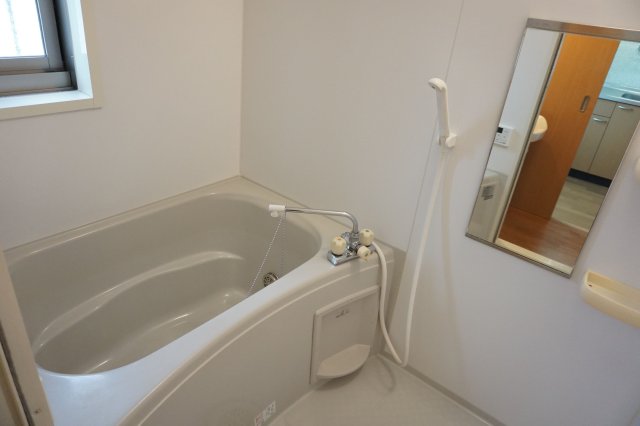 バス・シャワールーム　※写真は別部屋です。
