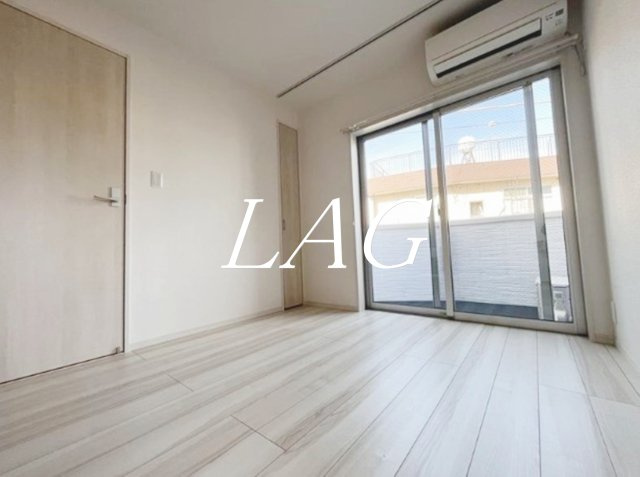 居室・リビング　洋室のお部屋です。