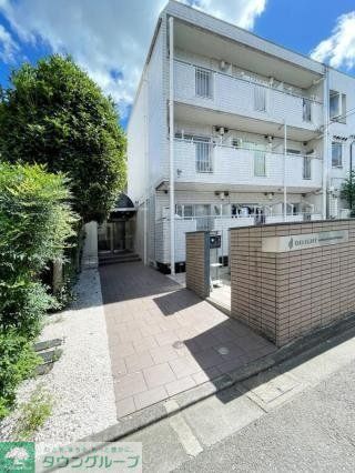 エントランス　タウンハウジング仙川店まで♪