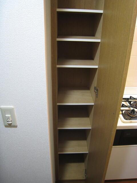 収納　収納力あるシューズボックス?