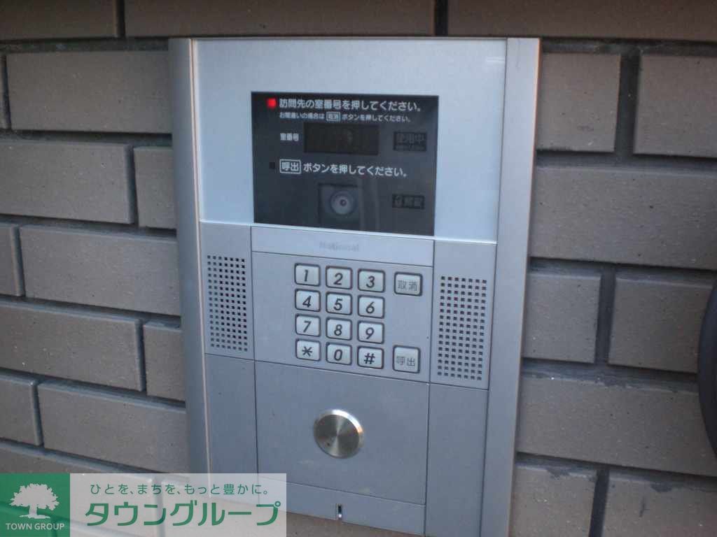 エントランス　オートロックゲート