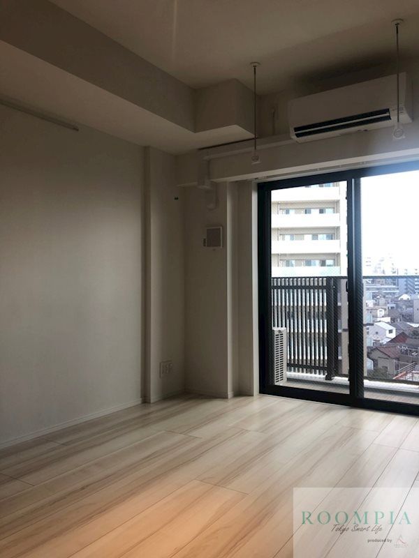 居室・リビング　※同タイプの別のお部屋です。