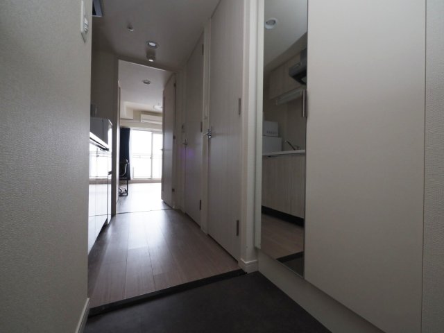 玄関　収納もある玄関です