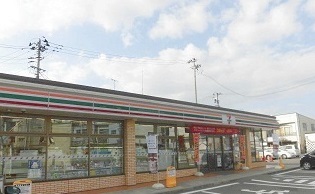 コンビニ　セブンイレブン（コンビニ）まで400m