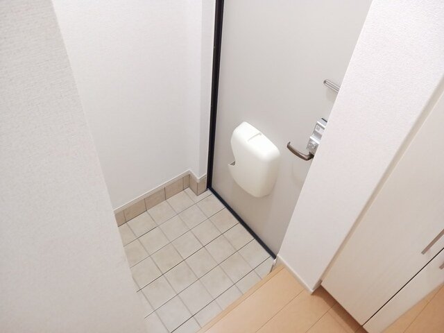 玄関　収納もある玄関です