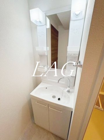 洗面設備　独立洗面台です。