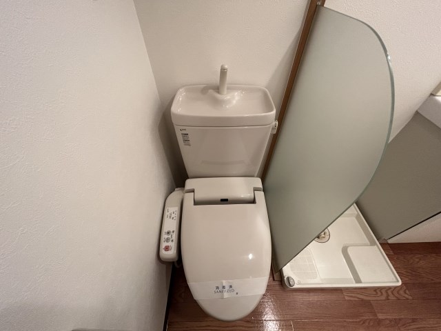 トイレ　別号室参考写真
