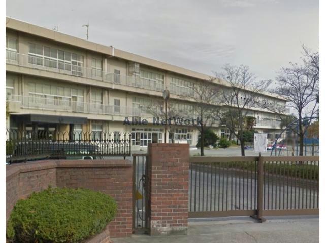 小学校　安城市立安城北部小学校（小学校）まで775m