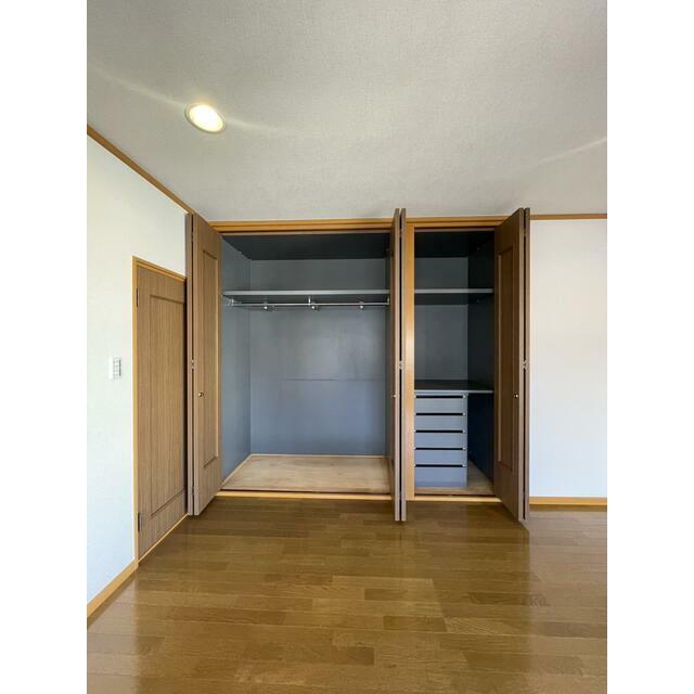 収納　洋室１２帖