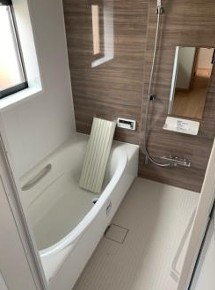 バス・シャワールーム　追焚給湯式バスルーム