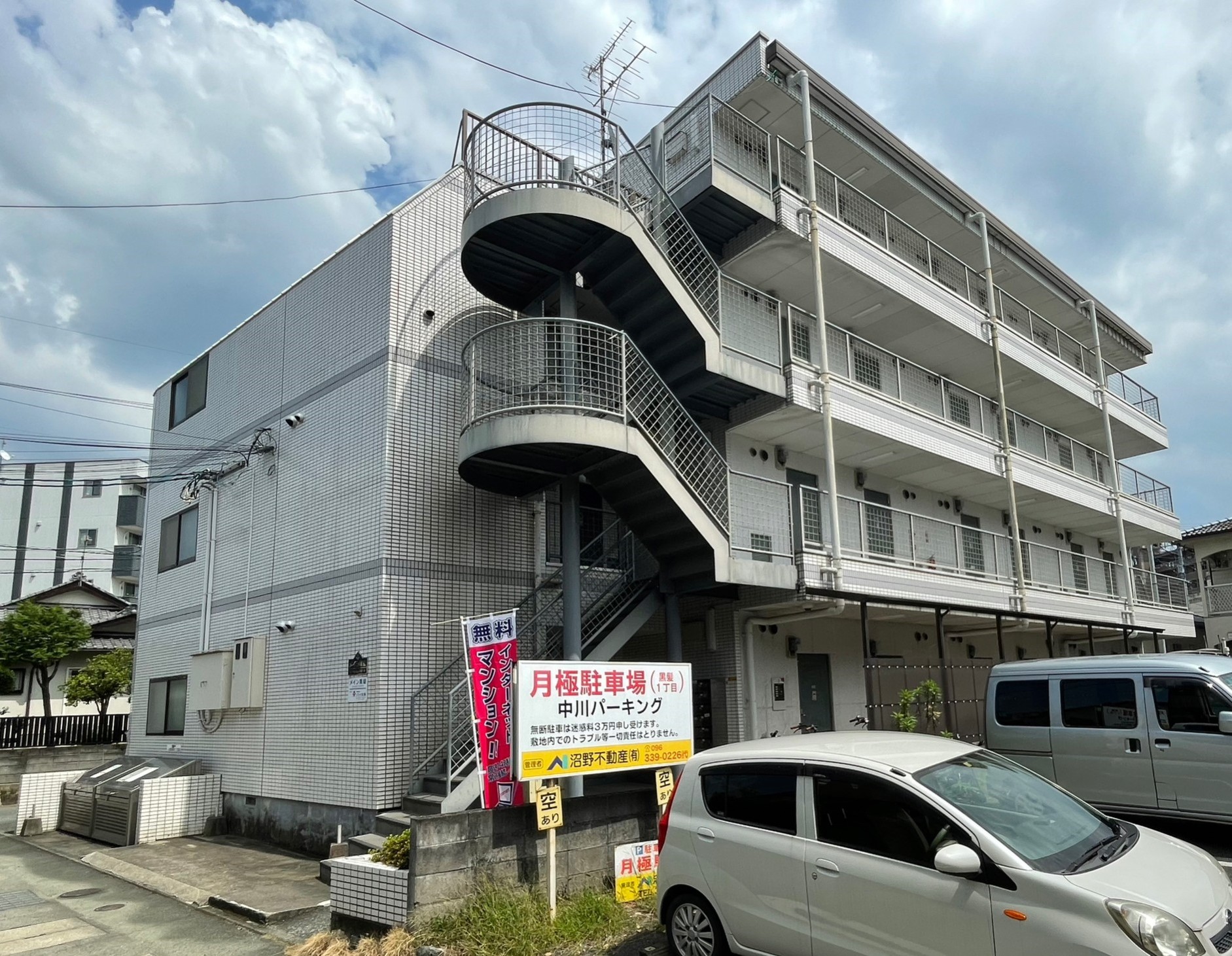 建物外観