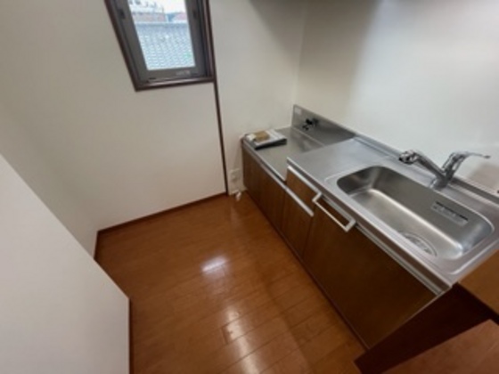 キッチン　※別部屋の写真です