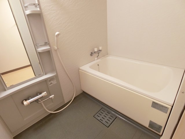 バス・シャワールーム　詳細は、RISUMO江坂本店→06-6155-7137まで♪