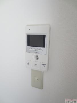セキュリティ　カメラ付インターホン（イメージ）