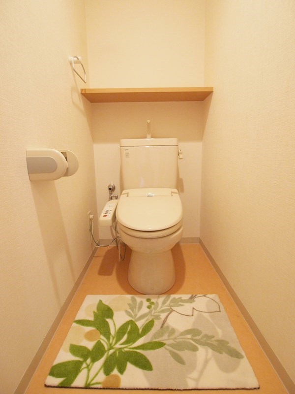 トイレ　ウォシュレット。