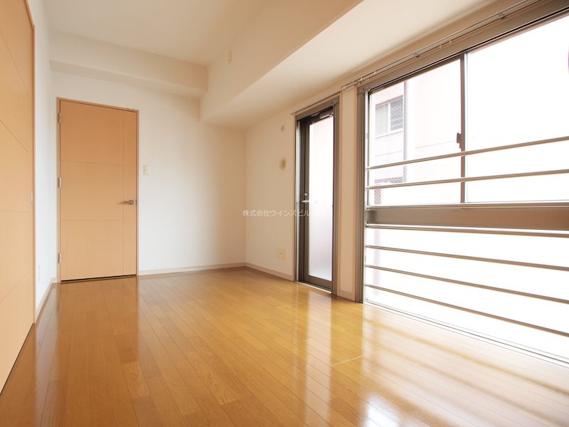 その他　明るい角部屋です。。