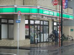 コンビニ　ローソンストア100 LS一橋学園駅前店（コンビニ）まで483m