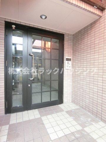 エントランス　同仕様写真となります。