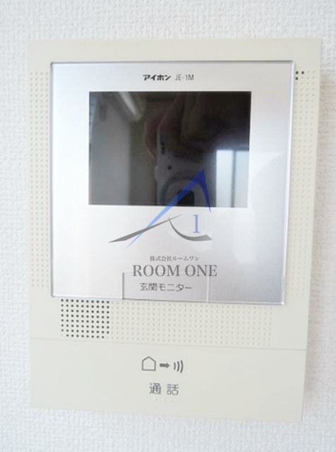 セキュリティ　モニター付きインターホンです。