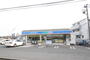 コンビニ　ローソン川崎生田八丁目店（コンビニ）まで379m