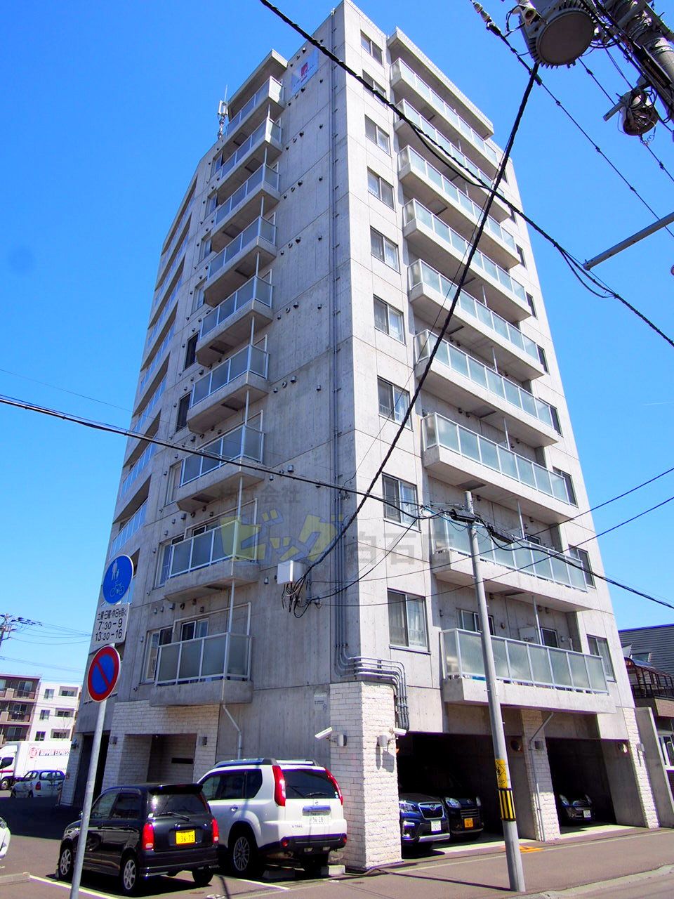 建物外観　インターネット無料採用の高層１ＬＤＫマンションです♪
