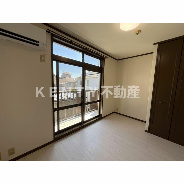 その他部屋・スペース　落ち着いて過ごせるお部屋なので、寝室にいかがでしょうか