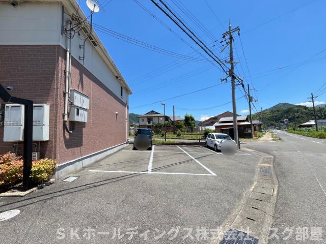 駐車場　外観写真（昼）