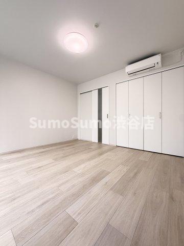 その他部屋・スペース　落ち着いて過ごせるお部屋なので、寝室にいかがでしょうか