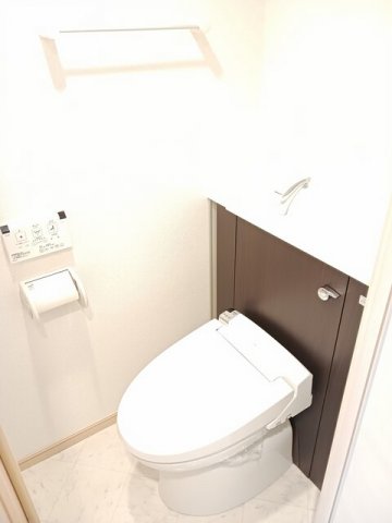 トイレ　トイレもきれいです