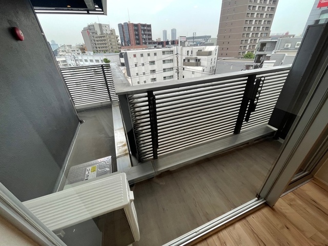 バルコニー　バルコニー