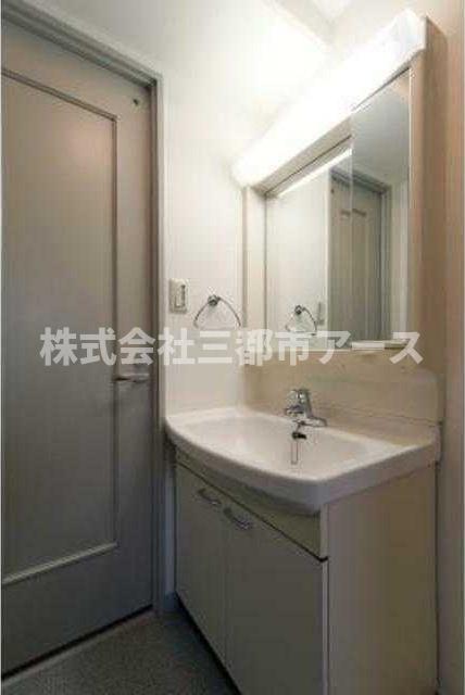 洗面設備　別部屋参考写真