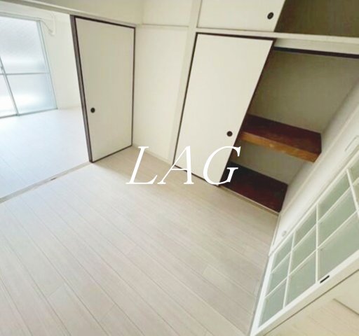居室・リビング　洋室のお部屋です。